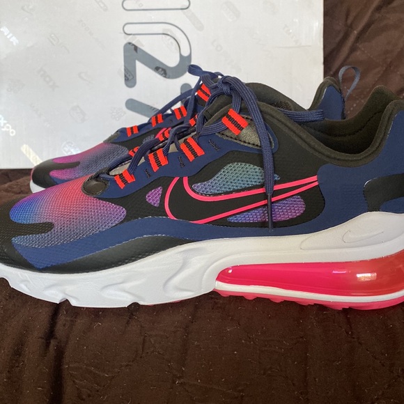 Nike Air Max 270 React SE women’s size 8 - Picture 6 of 9